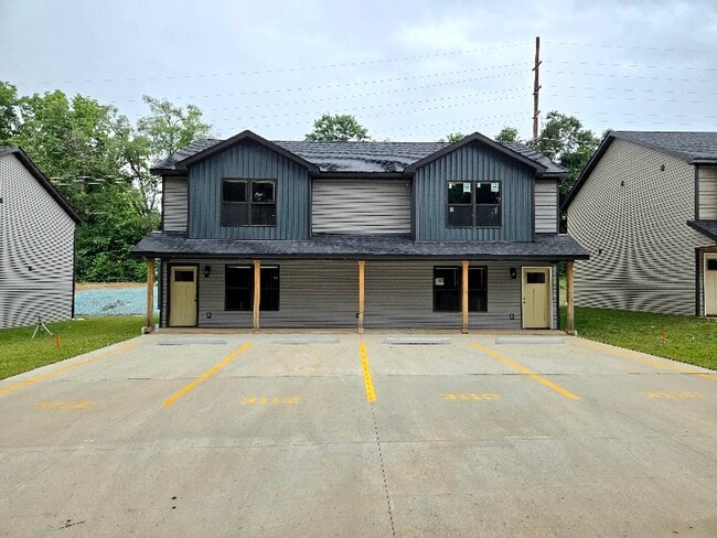 property at 3110 Commerce St