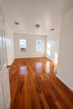 904 S 18th St, Unit 1 in Newark, NJ - Building Photo - Building Photo
