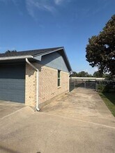 808 Keaton Rd in Sanger, TX - Building Photo - Building Photo