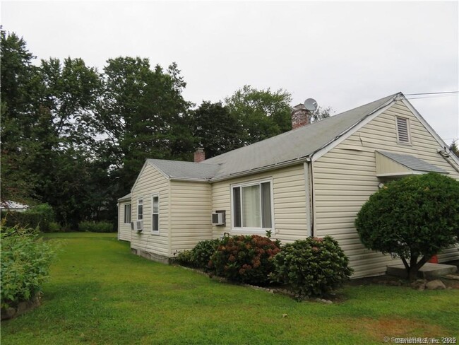 256 High Ridge Dr in Bridgeport, CT - Building Photo - Building Photo