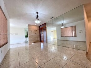 2351 SW 92nd Pl in Miami, FL - Building Photo - Building Photo