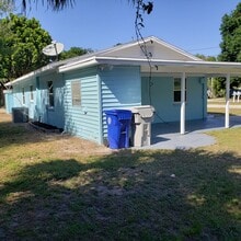 2061 50th Avenue, Unit House in Vero Beach, FL - Foto de edificio - Building Photo