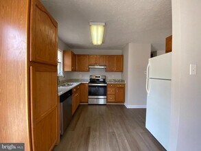 4786 Calvert Dr in Saint Leonard, MD - Building Photo - Building Photo