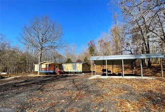 6225 Lollis Creek Rd in Flowery Branch, GA - Building Photo - Building Photo