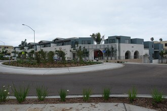Seahaus in La Jolla, CA - Building Photo - Building Photo