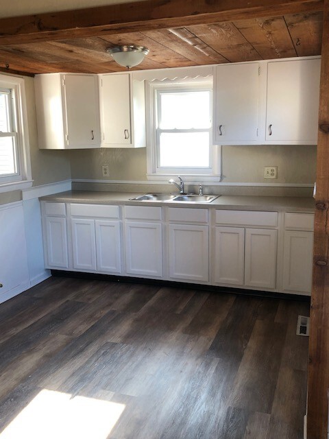 787 Sheffield Rd in Sheffield Lake, OH - Building Photo - Building Photo