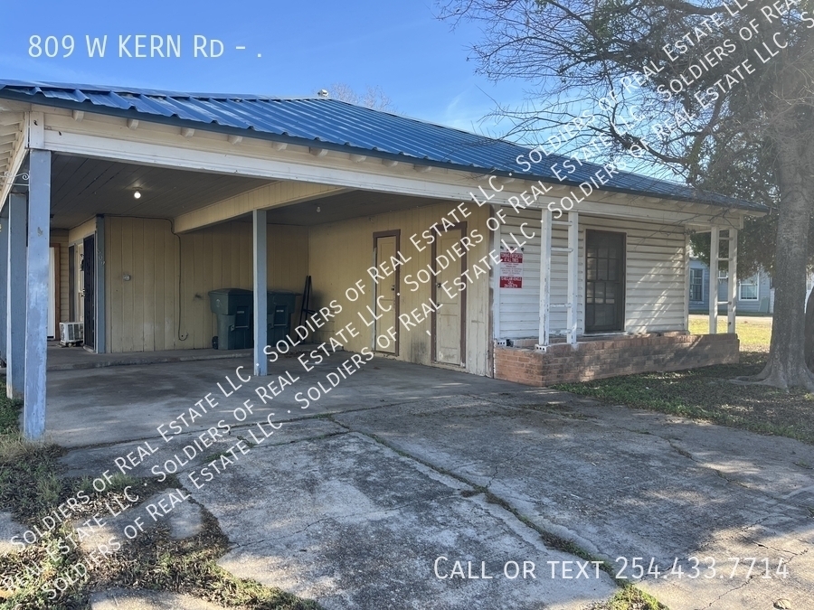 809 W Kern Rd in Killeen, TX - Building Photo