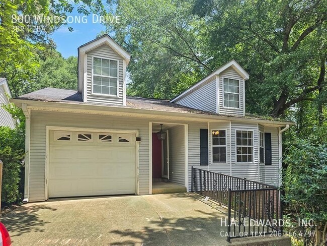 property at 800 Windsong Dr