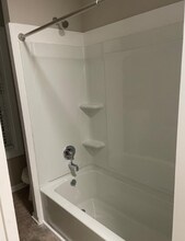 215 Highland Ave, Unit 2 in Downingtown, PA - Building Photo - Building Photo