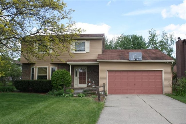 property at 5813 Rothbury Ct
