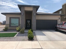 14912 Tim Hardaway in El Paso, TX - Building Photo