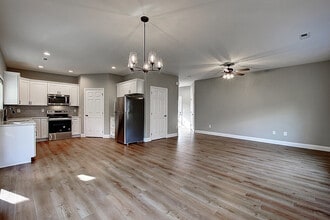 2079 Haystack Cir in Johnson City, TN - Building Photo - Building Photo