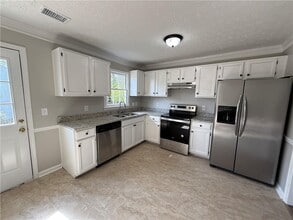 979 Sugar Crossing Ln in Sugar Hill, GA - Building Photo - Building Photo