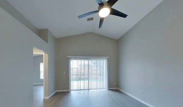 5743 Rywood Dr in Orlando, FL - Foto de edificio - Building Photo