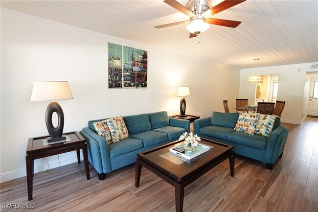 property at 820 Ketch Dr