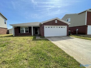 3412 Castlecreek Dr SW in Madison, AL - Building Photo - Building Photo