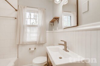 3105 Georgia Ave S in Minneapolis, MN - Building Photo - Building Photo