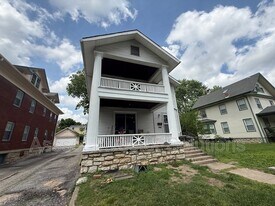 4132 Eaton St in Kansas City, KS - Building Photo