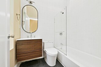 184 Paris St, Unit 3 in Boston, MA - Building Photo - Building Photo