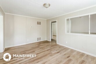 4411 N Charlotte St in Kansas City, MO - Building Photo - Building Photo