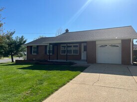 2700 Barnsley Rd in Wilmington, DE - Building Photo