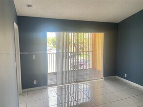 2421 NW 56th Ave in Lauderhill, FL - Building Photo - Building Photo