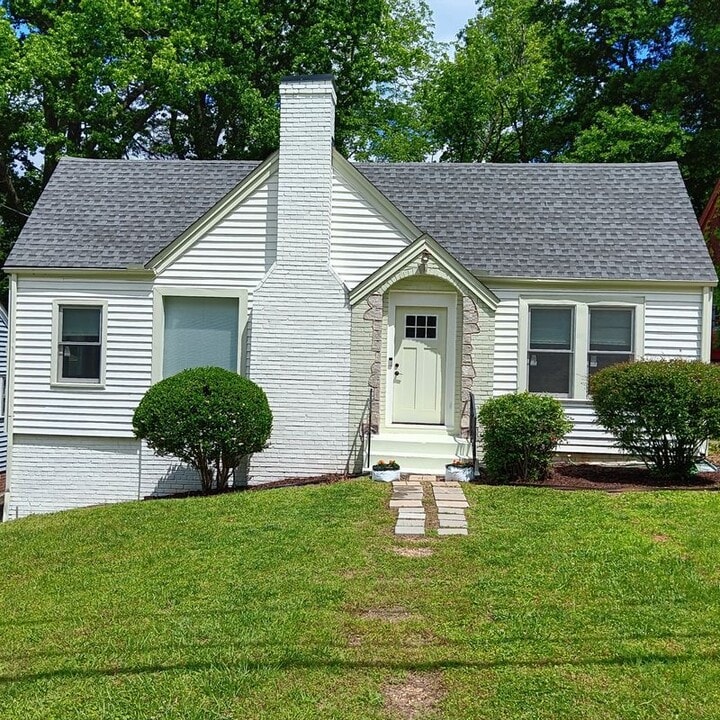 246 Mathewson Pl SW in Atlanta, GA - Building Photo