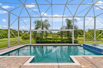 5155 SW Longspur Ln in Palm City, FL - Foto de edificio - Building Photo