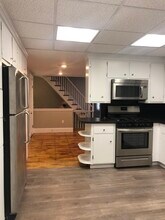 165 Chestnut St in Waltham, MA - Building Photo - Building Photo