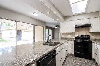 7206 Foxmar Ln in Humble, TX - Building Photo - Building Photo