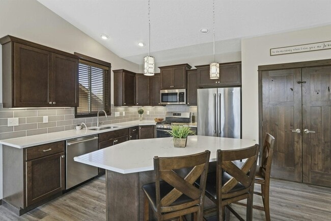 2719 S Seabiscuit Dr in Veradale, WA - Building Photo - Building Photo