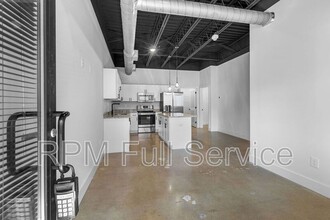 295 Plus Park Blvd in Nashville, TN - Building Photo - Building Photo