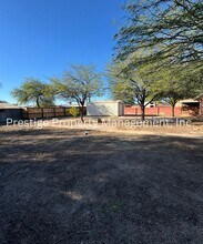720 S Columbus Blvd in Tucson, AZ - Building Photo - Building Photo