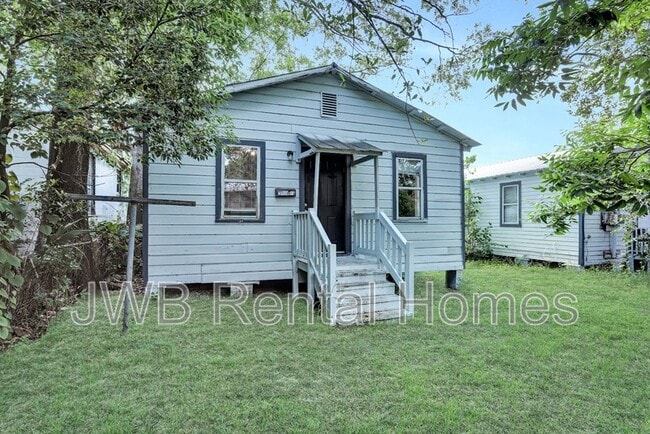 property at 1549 Francis St