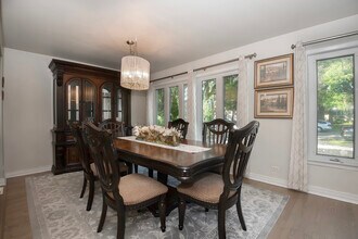 8253 Karlov Ave in Skokie, IL - Building Photo - Building Photo