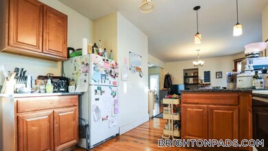 331 Faneuil St in Boston, MA - Building Photo - Building Photo