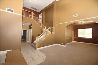 437 Emerald Heights St in Las Vegas, NV - Building Photo - Building Photo