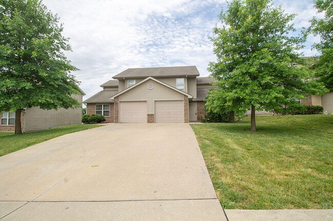 property at 5307 Currituck Ln