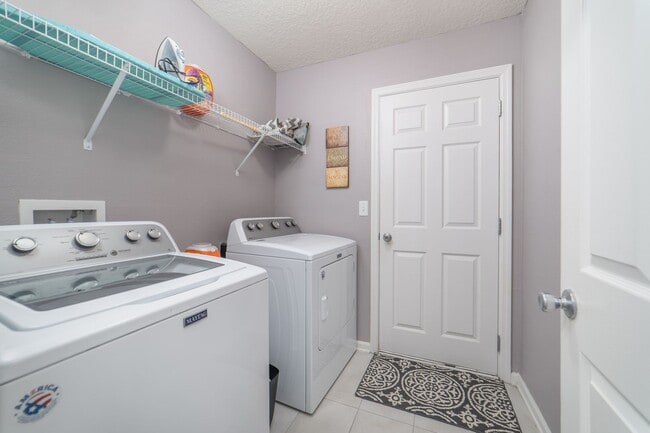 14575 Needham Dr in Jacksonville, FL - Building Photo - Building Photo