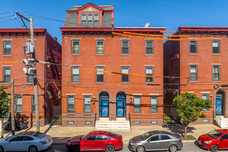 Oxford Village in Philadelphia, PA - Foto de edificio - Building Photo