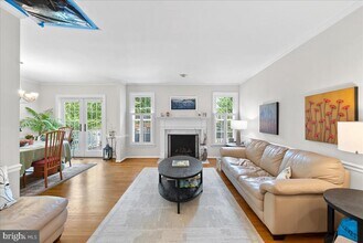 7252 Greentree Rd in Bethesda, MD - Building Photo - Building Photo