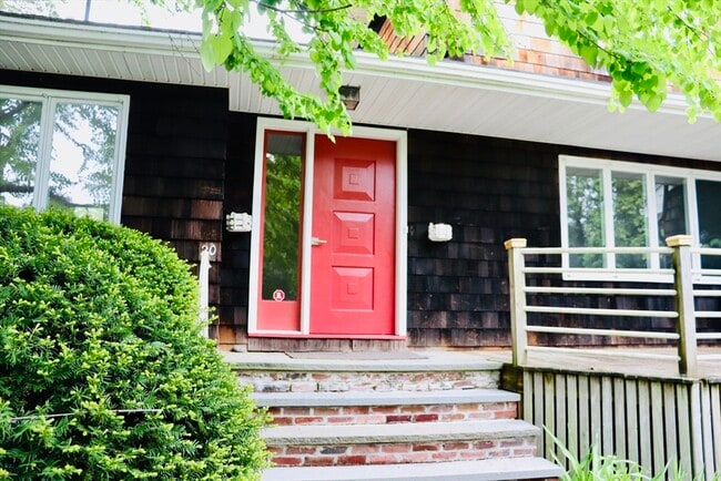 property at 20 Tidd St