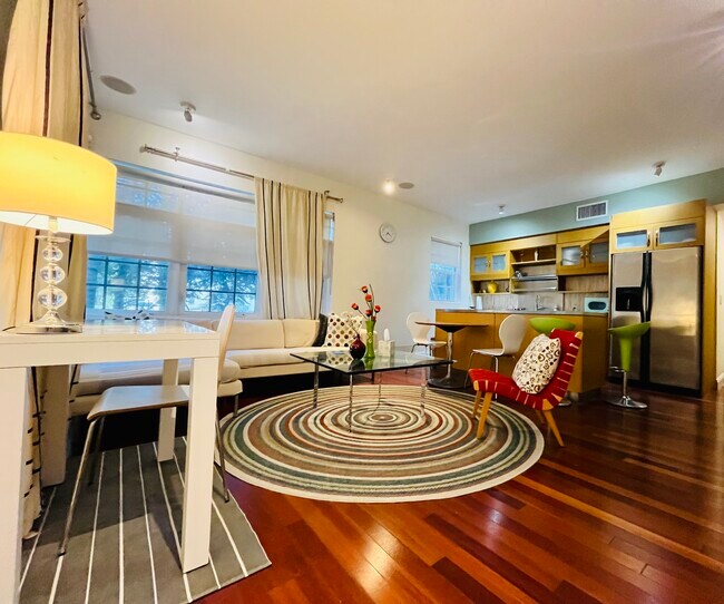 1330 Drexel Ave, Unit 101 in Miami Beach, FL - Building Photo - Building Photo