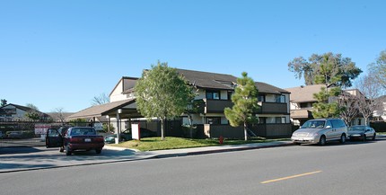 Summerhill Place in Union City, CA - Building Photo - Building Photo