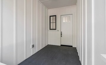 1460 Kentfield Ave in Redwood City, CA - Building Photo - Building Photo