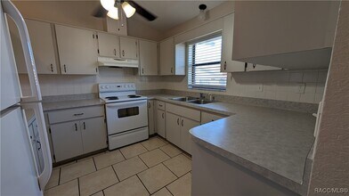 5334 W Customer Ct in Lecanto, FL - Building Photo - Building Photo