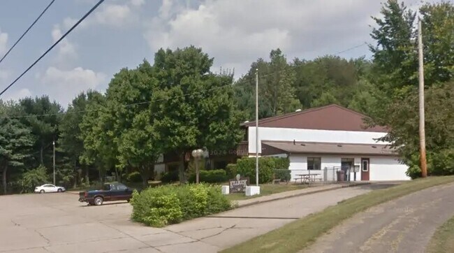 132 Mullet Dr in Killbuck, OH - Building Photo - Building Photo