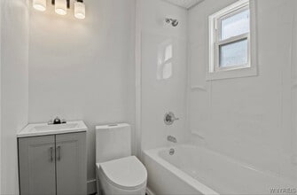 877 Prospect Ave in Buffalo, NY - Building Photo - Building Photo