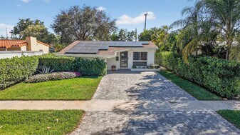252 SW 23rd St in Fort Lauderdale, FL - Building Photo