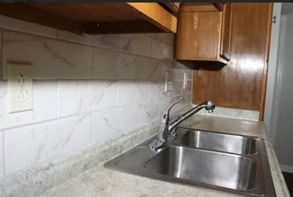 1057 Stones Throw Dr NW, Unit Unit 1057 ( Building G) in Huntsville, AL - Building Photo - Building Photo
